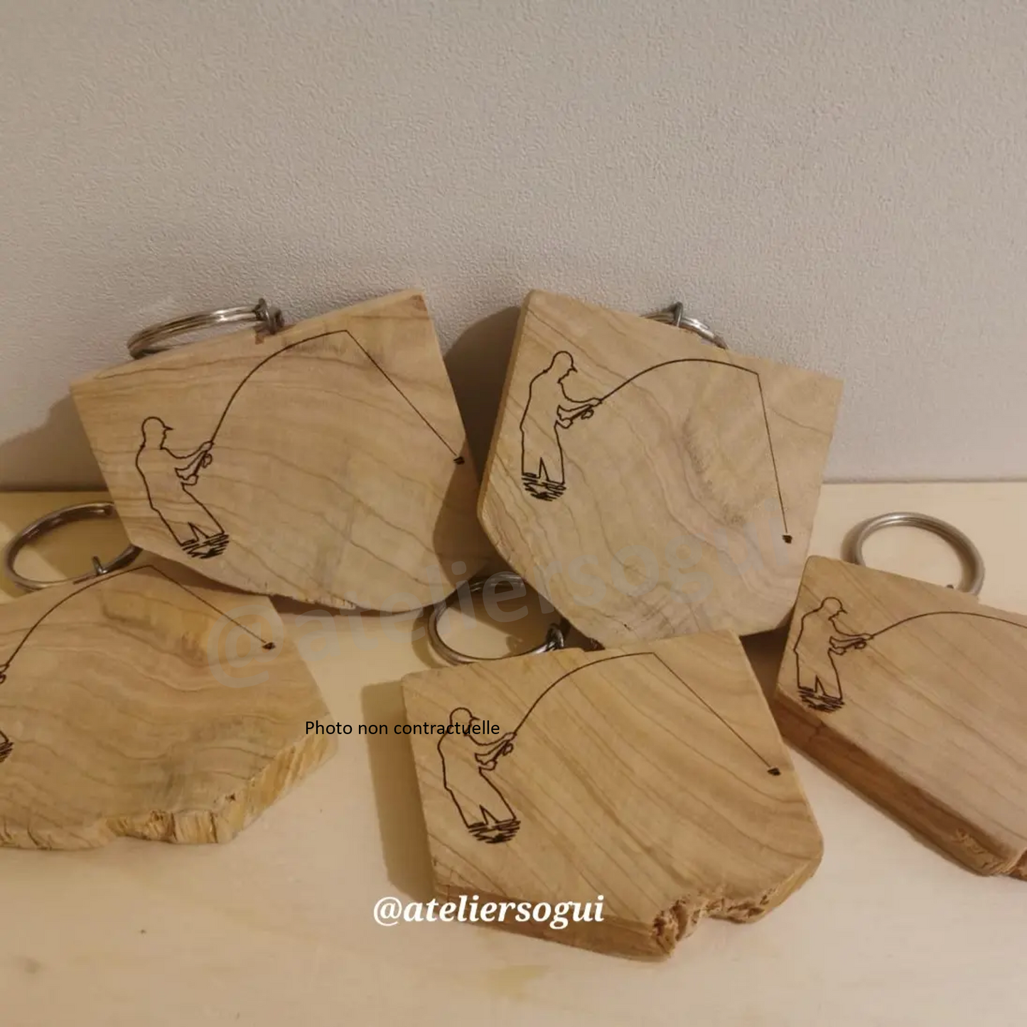 Porte-clefs "pêcheur" en bois massif