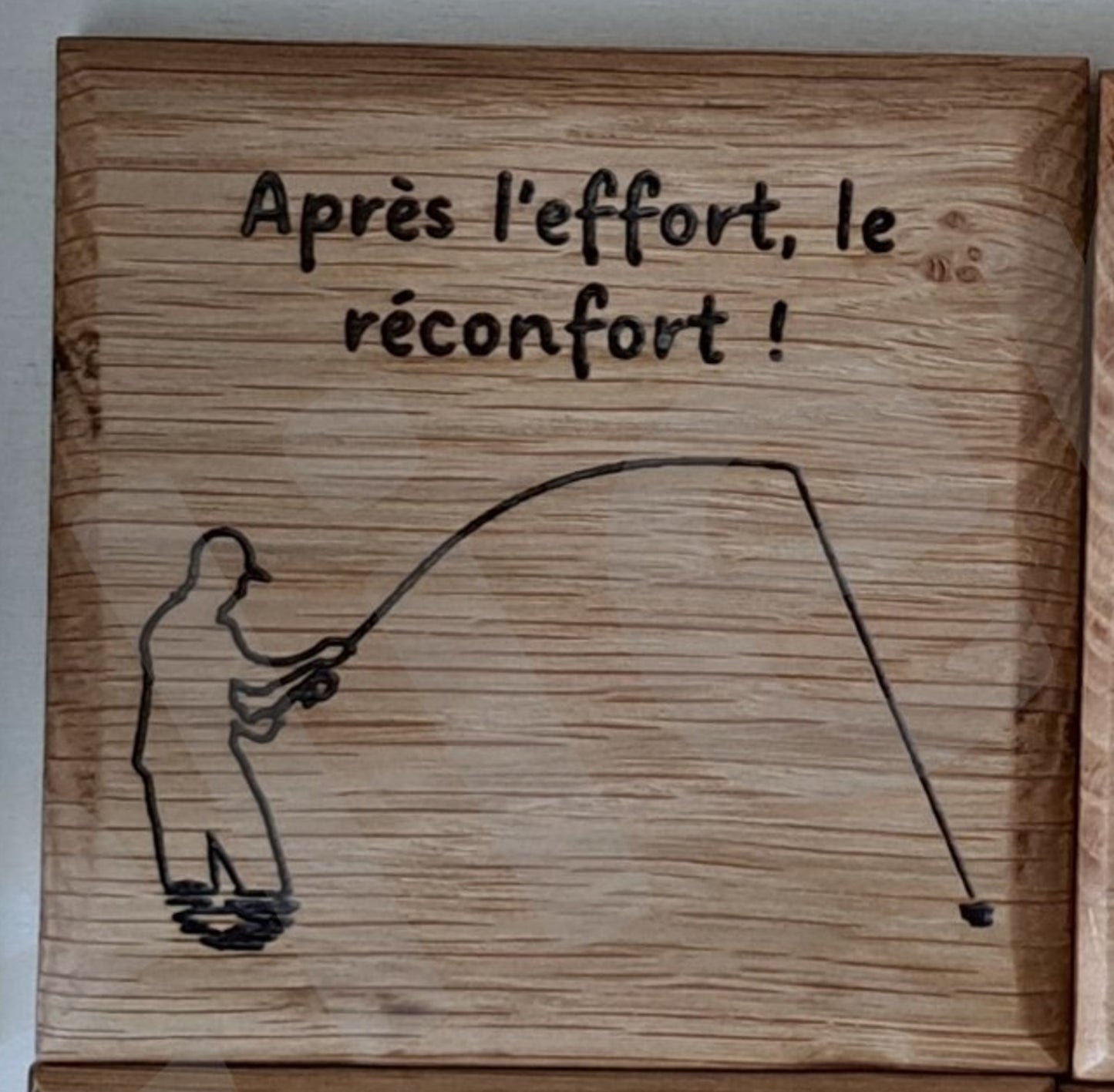 Dessous de verre carrés en bois massif