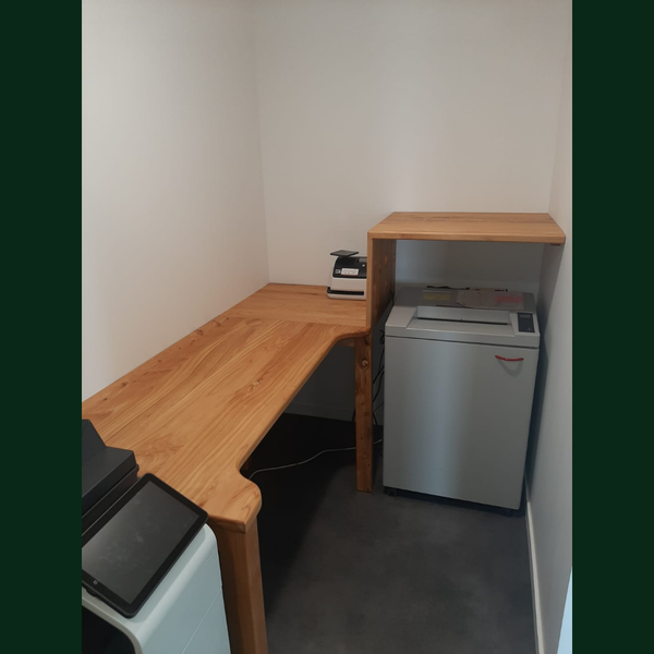 BUREAU POUR SALLE DE REPROGRAPHIE